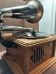 Thomas Home Collector's Edition Gramophone Phonograph