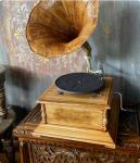 Antique Working Gramophone Phonograph Record Player