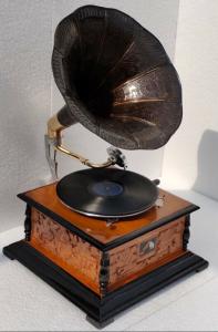 Vintage Wooden Gramophone Phonograph Record Player