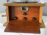 Thomas Home Collector's Edition Gramophone Replica Model #166