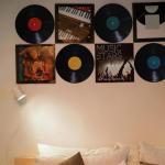 8-Piece Vintage Vinyl Records Wall Decor Set