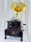 Vintage Wood Base Gramophone with Horn Speaker