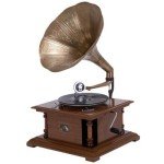 Vintage RCA Victor Phonograph with Brass Horn