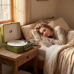 Retro Bluetooth Suitcase Record Player with Speakers