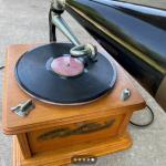 Edison Vintage-Style Phonograph Record Player