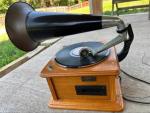 Edison Vintage-Style Phonograph Record Player