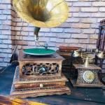 HMV Gramophone Fully Funtional Working Antique win-up record player phonograph