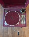 Maroon Suitcase Hand-Crank Vintage Gramophone