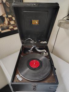 His Master's Voice Wind-Up Portable Gramophone No. 58