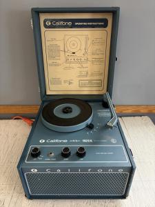 Califone 1420K Portable Vintage Record Player