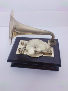 Vintage ENESCO Gramophone Music Box - "Fur Elise