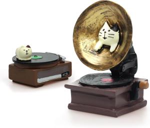 Cat Vintage Gramophone and Record Player Figurine