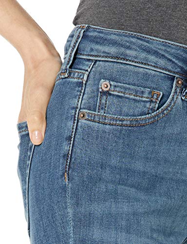 Amazon Essentials Women's Mid-Rise Curvy Skinny Jean, Medium Wash, 14