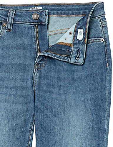 Amazon Essentials Women's Mid-Rise Curvy Skinny Jean, Medium Wash, 14