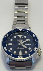 Seiko 5 Sports Men's Automatic Watch - Vintage Style