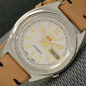 Vintage Seiko 5 Automatic Men's White Dial Watch