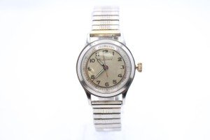 Vintage Silver Dial Anti-Magnetic Wrist Watch
