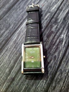 Vintage Slim Tank Quartz Men's Leather Watch