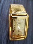 Vintage Men's Watch with Champagne Dial & Milanese Band