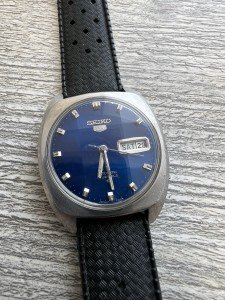 Vintage Seiko 5 Men's Watch with Blue Dial