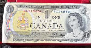 1973 Mint Condition Canadian Dollar Bills