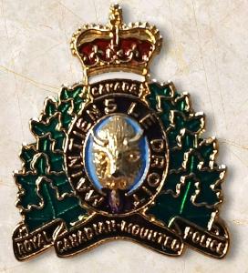 Royal Canadian Mounted Police Green Crest Pin