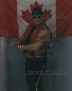 2000 Vintage Press Photo of Canadian Mountie Wrestler