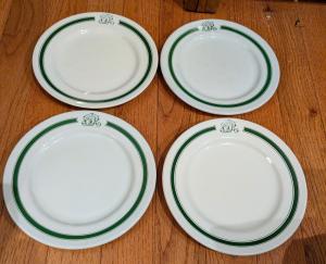 Vintage Canadian Pacific Railway Dinner Plates Set