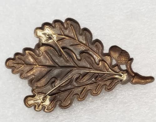 German WW2 Army Sniper Oak Leaf Enamel Pin