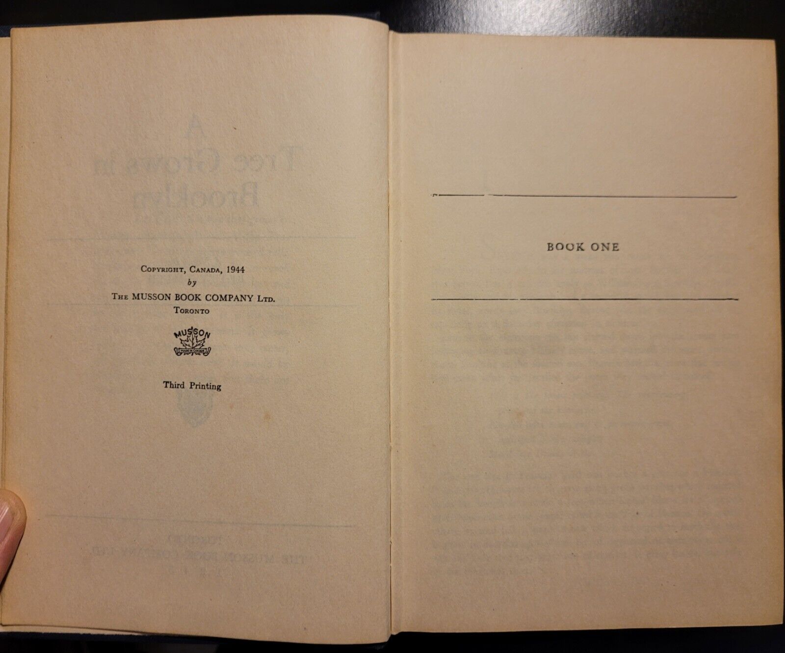 Vintage "A Tree Grows In Brooklyn" Canada Hardcover