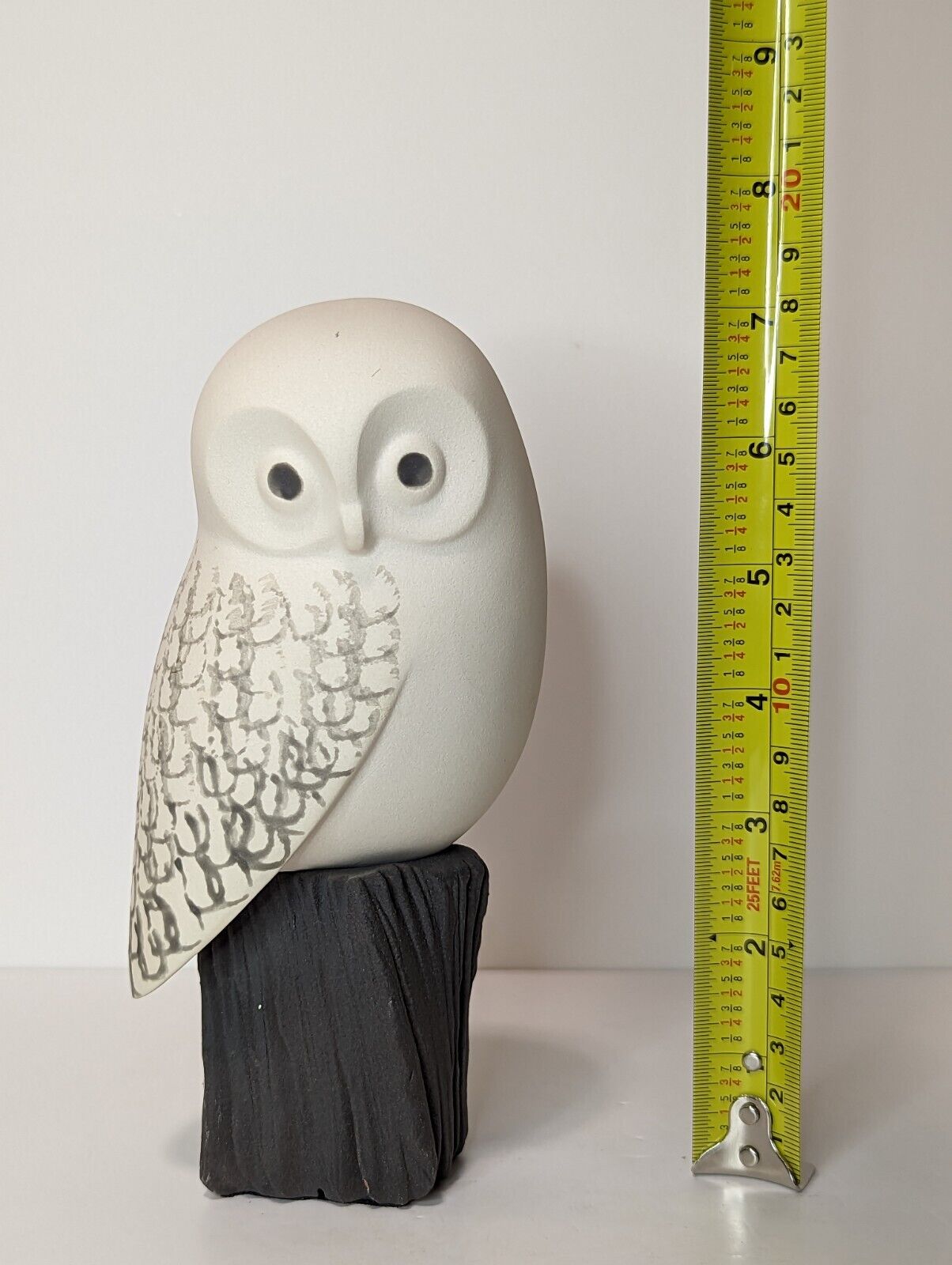 Canada's Vintage Owl Bird Sculpture - Signed