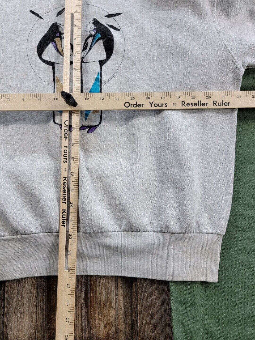 Vintage Canadian Indigenous Art Sweatshirt - 1990s, Grey, Size L