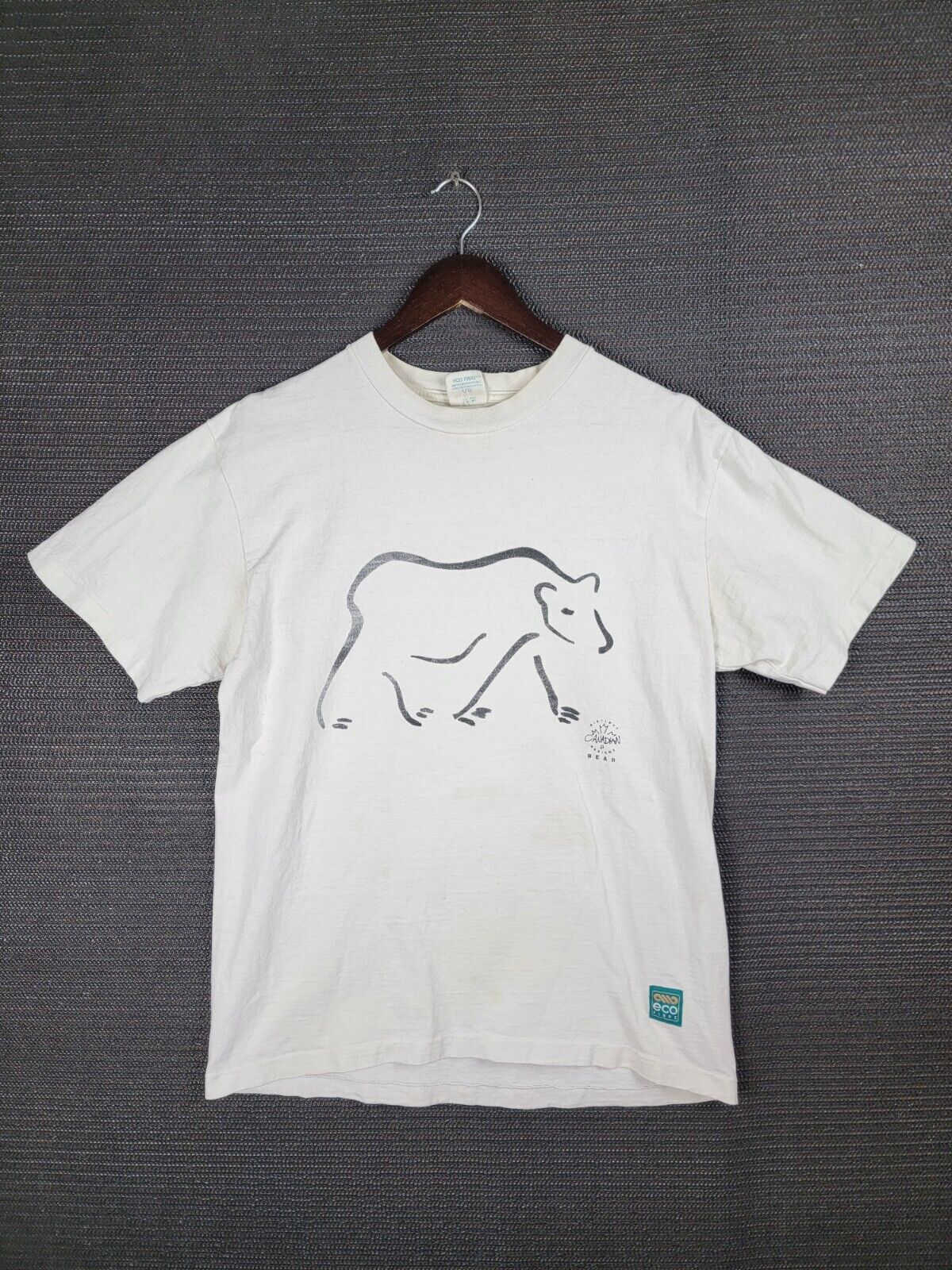 XL Vintage Canadian Polar Bear T-shirt - Thick Cotton