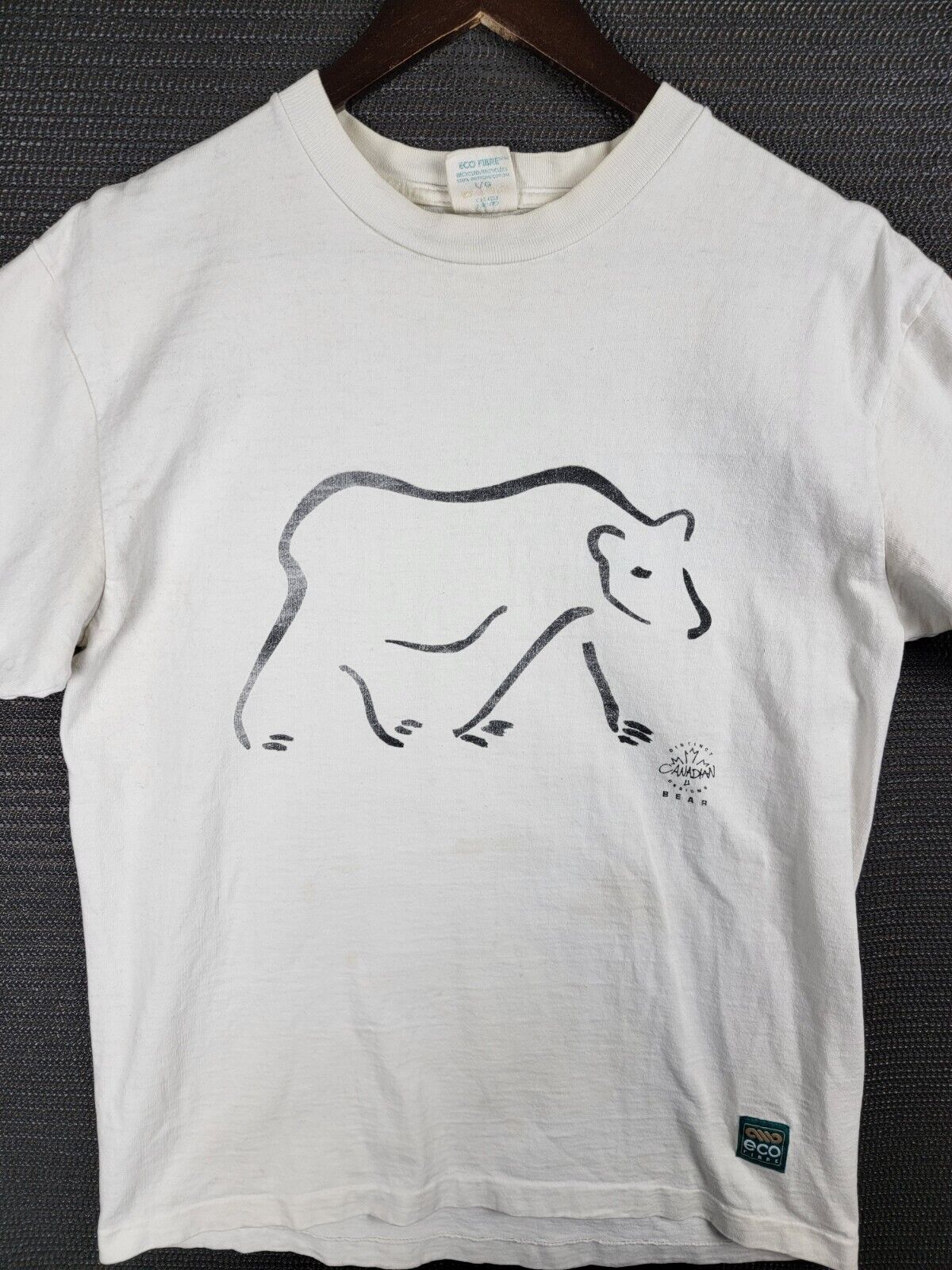 XL Vintage Canadian Polar Bear T-shirt - Thick Cotton