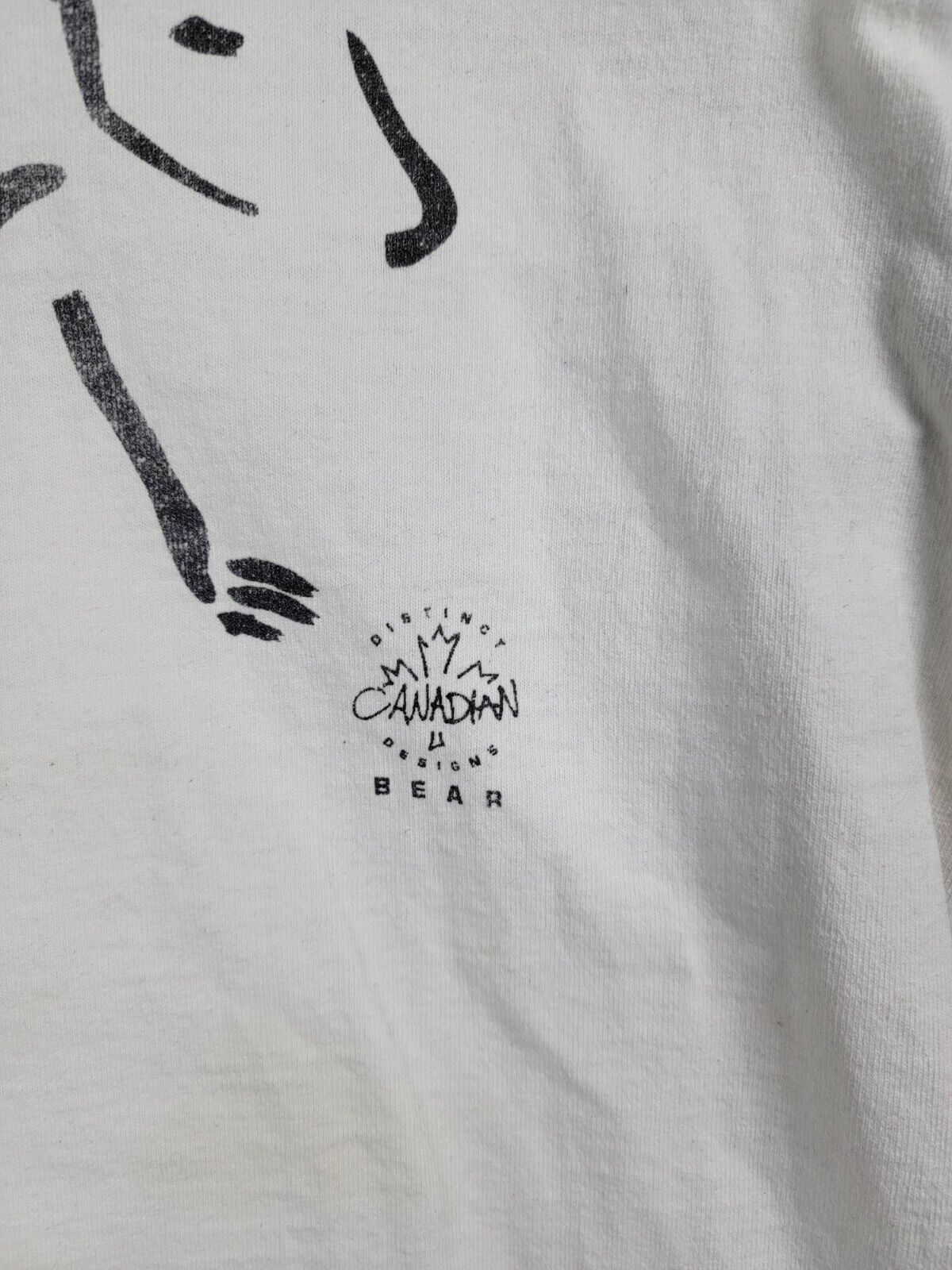 XL Vintage Canadian Polar Bear T-shirt - Thick Cotton