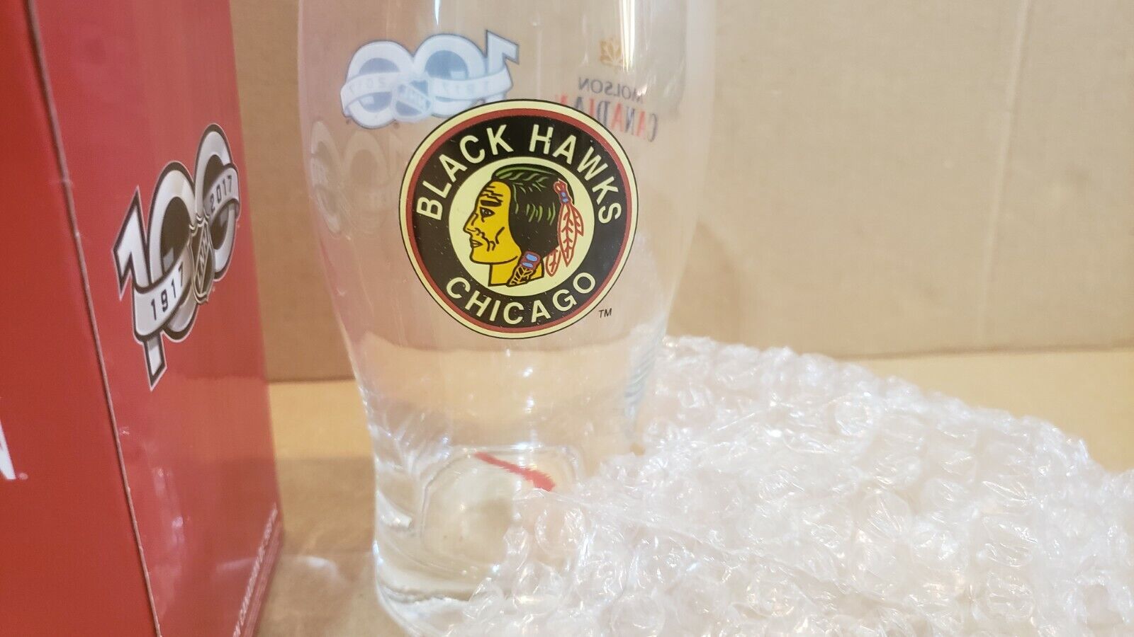 Molson Canadian NHL Chicago Blackhawks Vintage Pin Glass