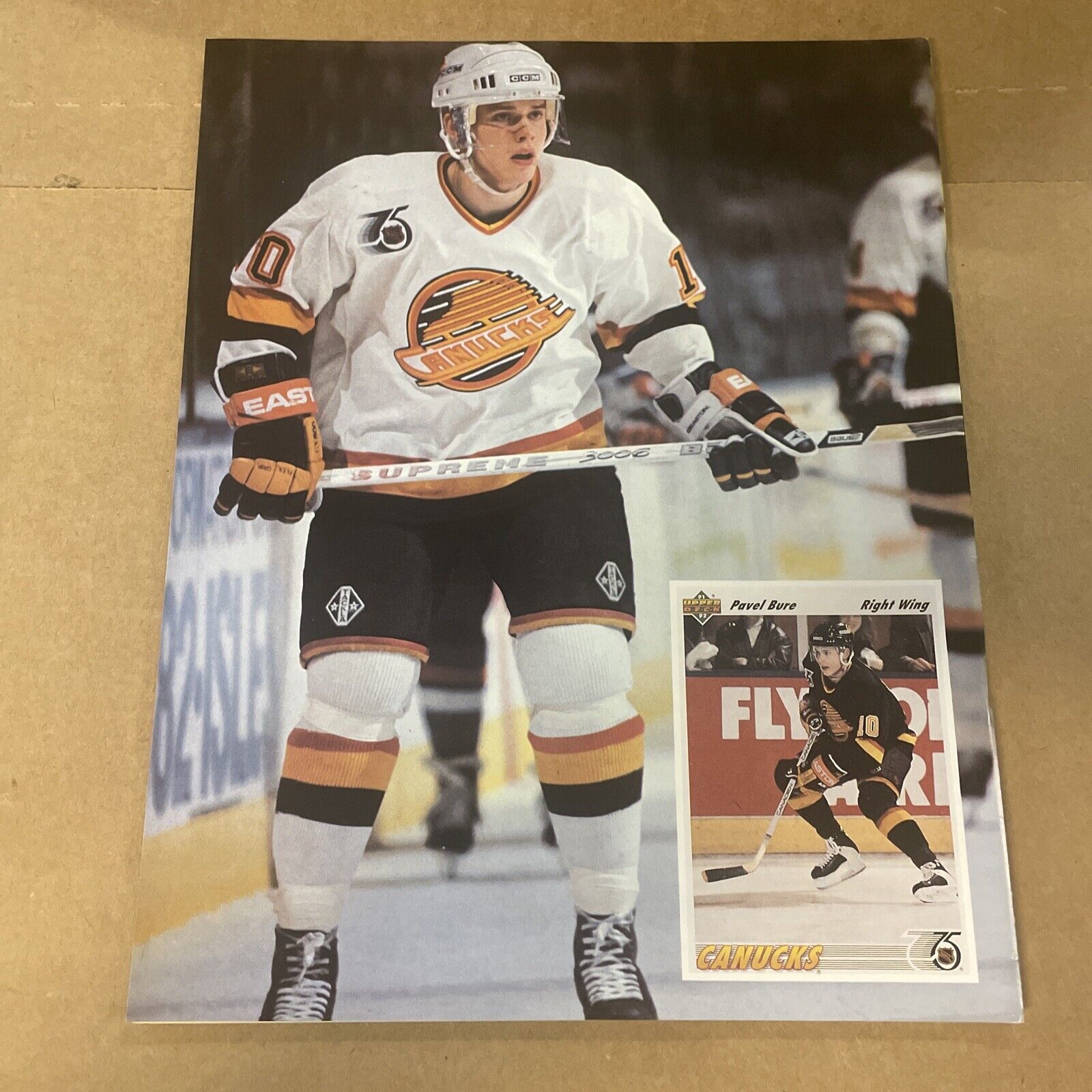 Vintage Hockey Magazine October 1992, Canada