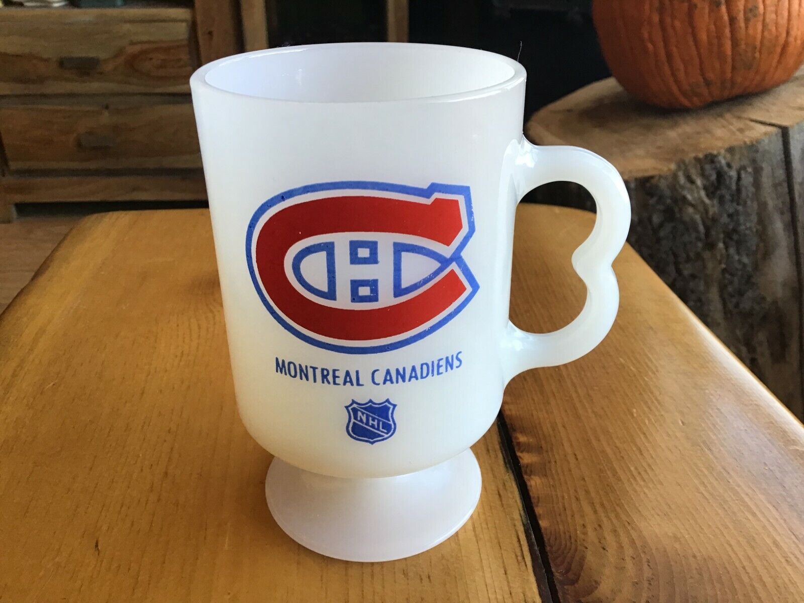 1970's NHL Montreal Canadians Vintage Milk Glass Mug