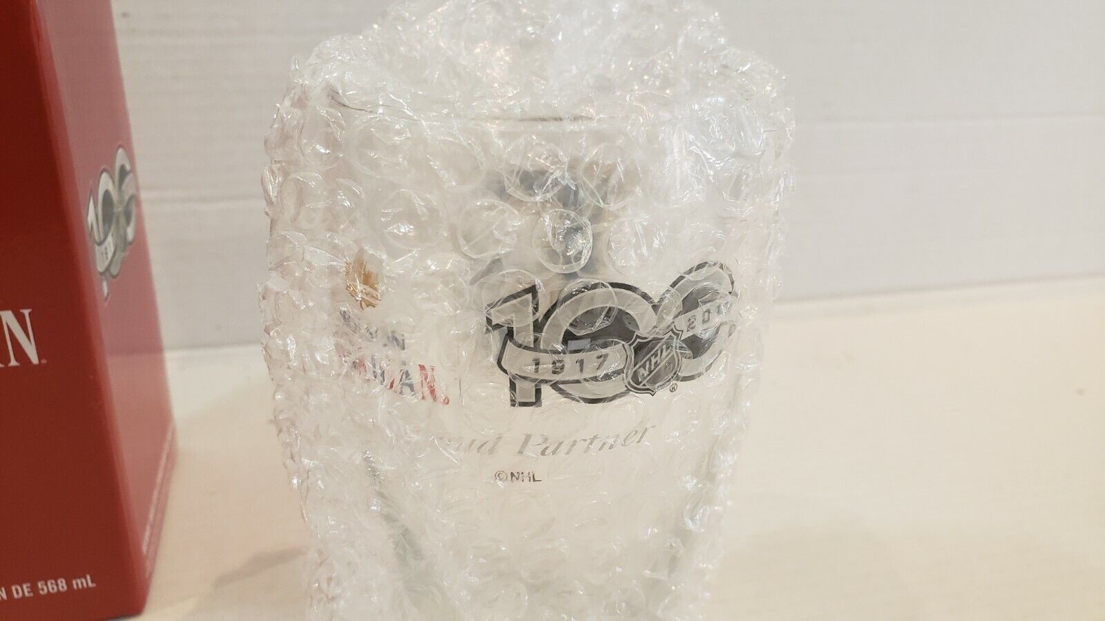 Vintage Boston Bruins Pint Glass - NHL Memorabilia