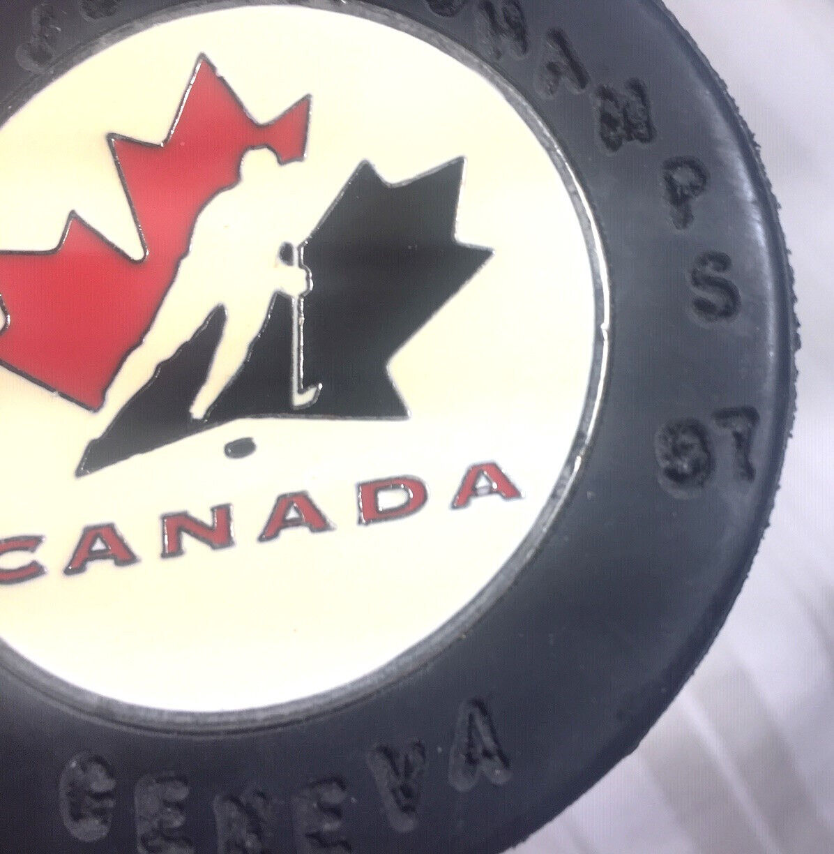 Limited Edition 1996-1997 Canadian Hockey Champions Puck