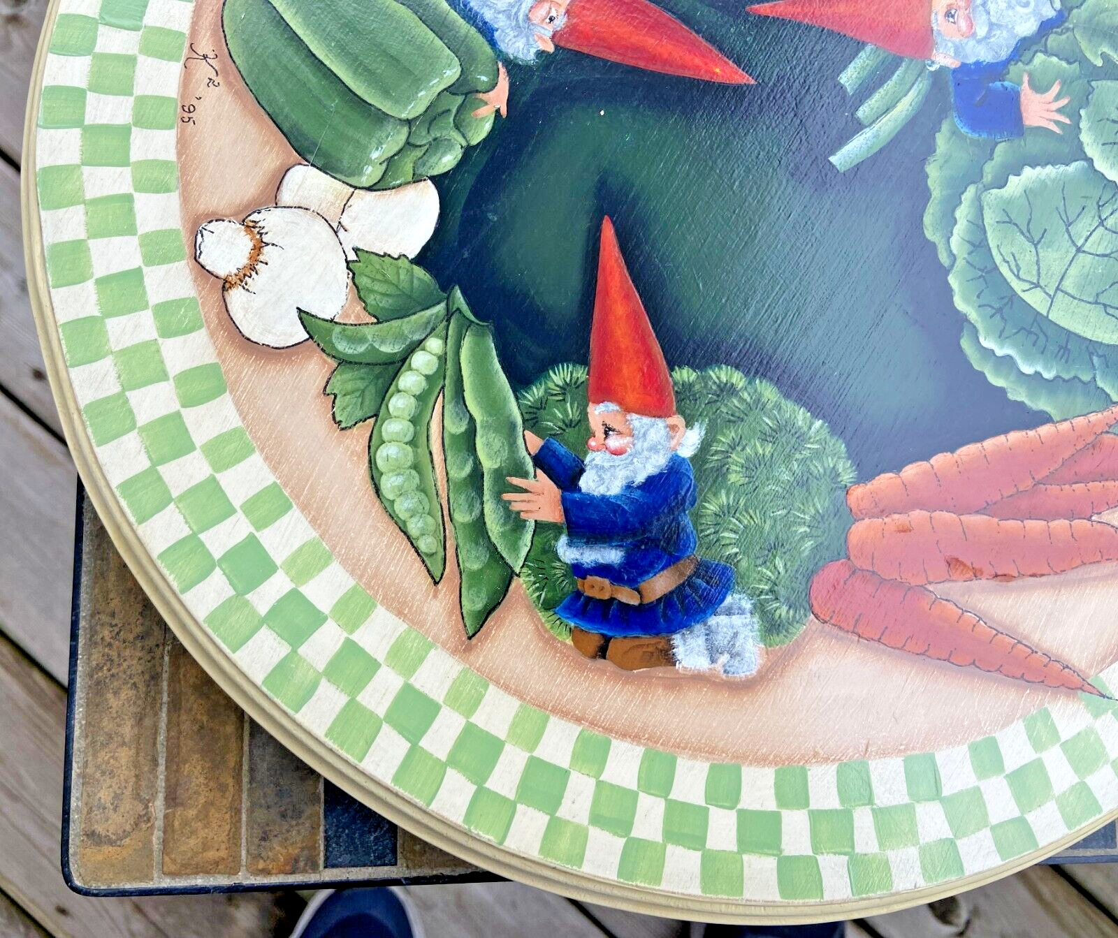 Vintage 1995 Lazy Susan Gnomes Garden Art