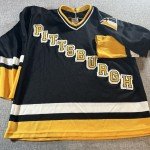 Vintage Pittsburgh Penguins Jersey - Men's Medium Black