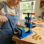 2-in-1 Ring and Bracelet Bender Tool