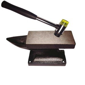 Mini Horn Anvil Set with Rubber Hammer