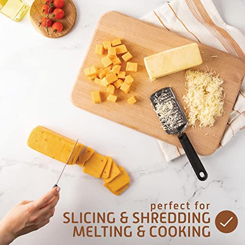 Wisconsin Smokey Bacon Cheddar Cheese | 1 Pound