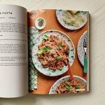 Comfort Food: 100 Slimming and Satisfying Recipes