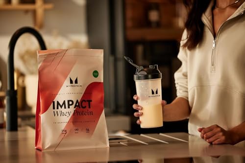 Muscle-Building Vanilla Protein Powder with 80% Protein