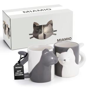 Cat Lover's Kissing Cat Mugs Set