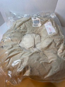 Sheri's Cozy Taupe Donut Bed 23x23