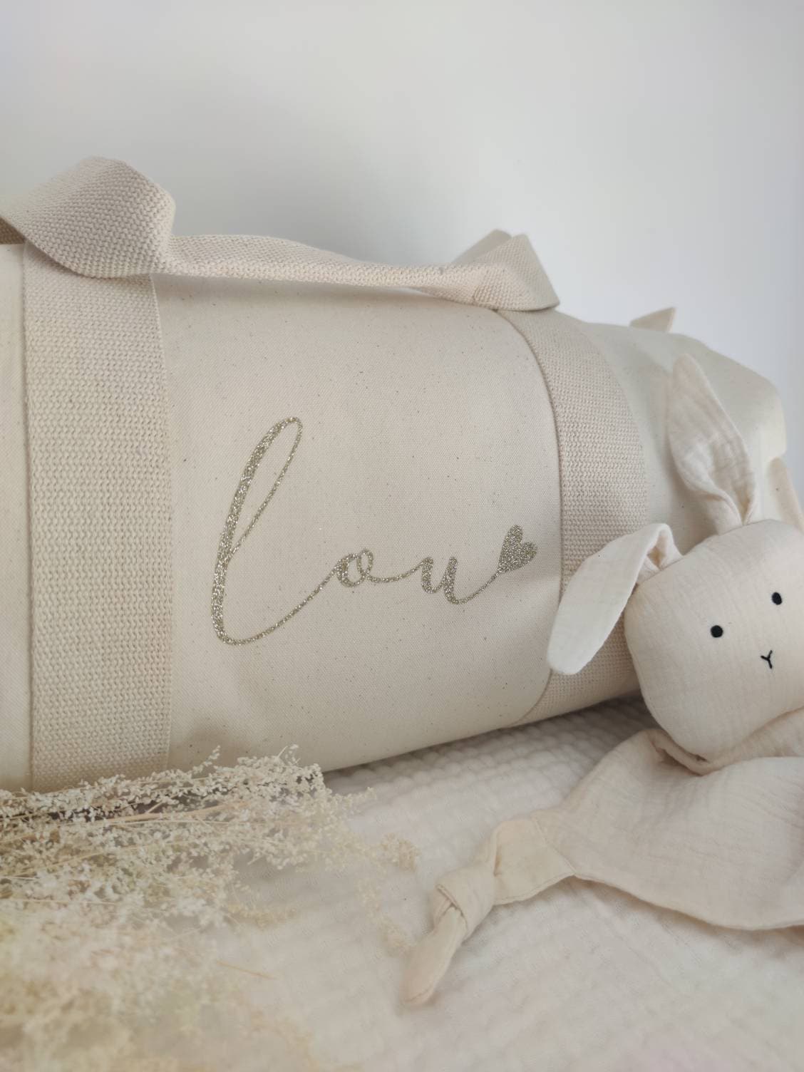 Personalized ecru duffel bag